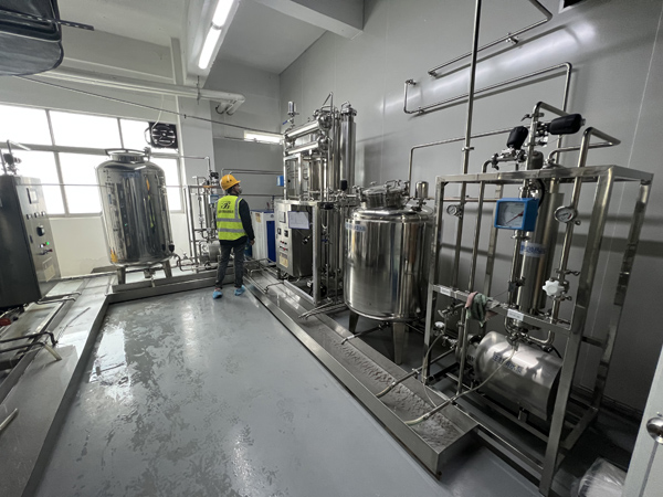 深圳醫(yī)用雙級純化水設備